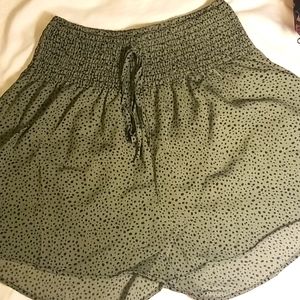 SHEIN Green polka dot shorts